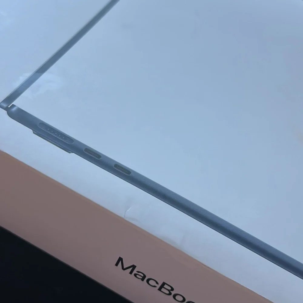 13” Macbook Air Midnight Blue